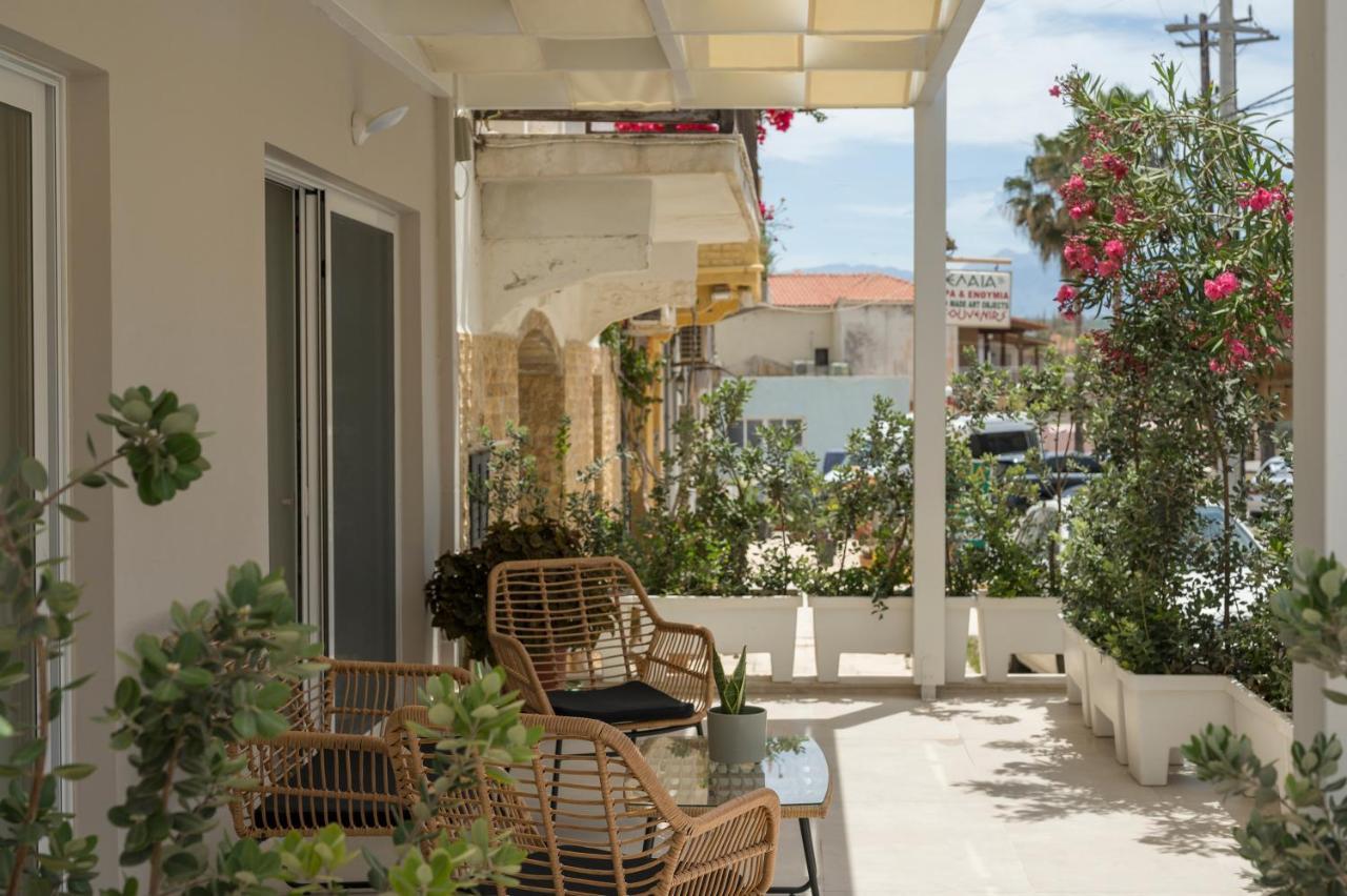 Kolymbari Sea Front Cozy Apartments Extérieur photo